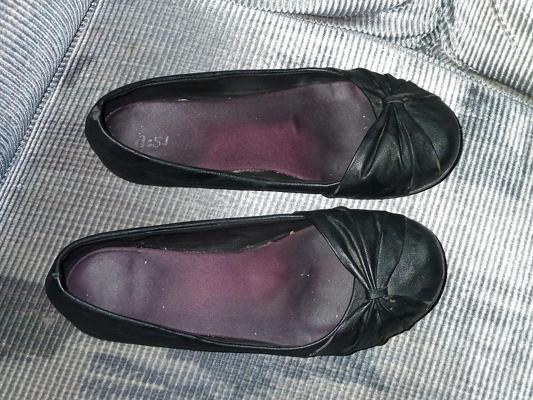 17P Stinky ballerina flat