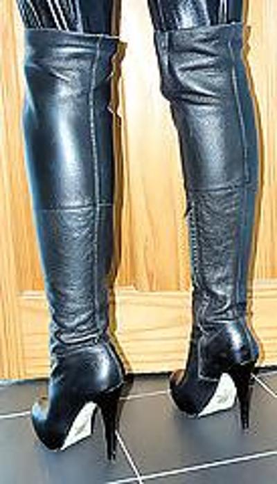 25P Black 5