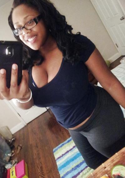 14P Busty Ebony Chick