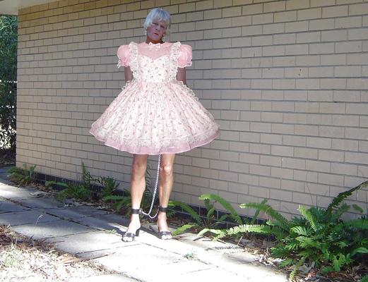7P FEMINIZED SISSY SLAVE LAURA