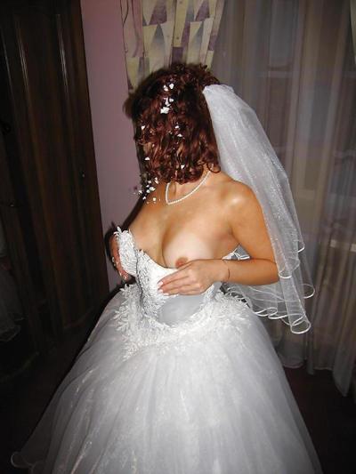 25P Ooops, Brides flashing - N. C. 