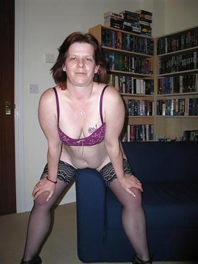 25P Slut Wife in Nets
