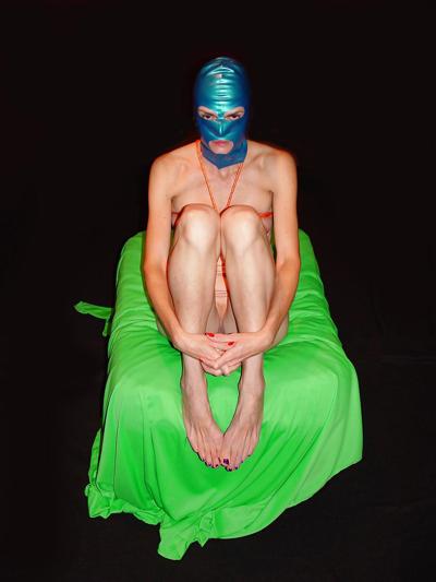 15P Skinny Sub Dorothy Blue Latex Mask!