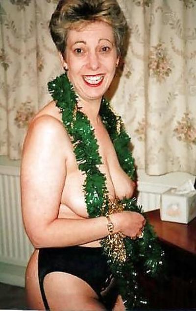 9P The Best of Exposed Wife Julie