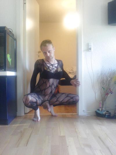 12P New born sissy