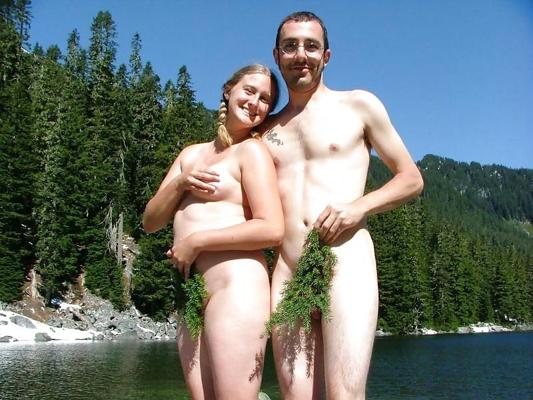 24P Naked couples 1.
