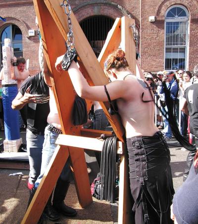 25P Outdoor Whipping