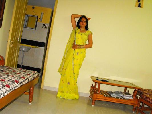 22P Desi girl