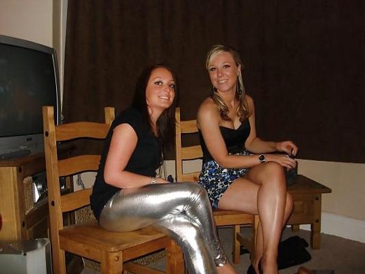 25P Facebook Sluts in hot leggings 8