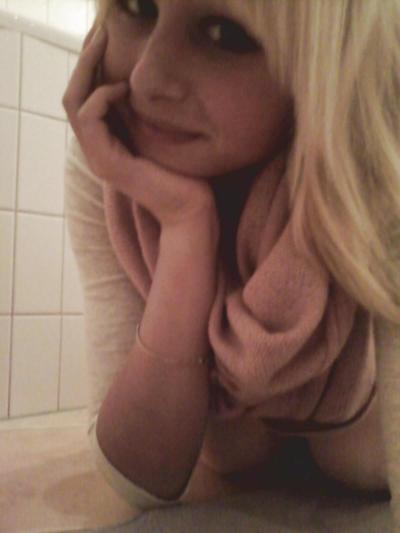 25P German Girl 6