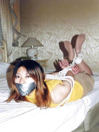 13P XCHICAS BDSM 88 (アジア人)