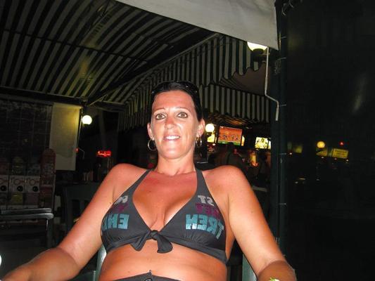 25P Slutty Dutch amateur mom strips public