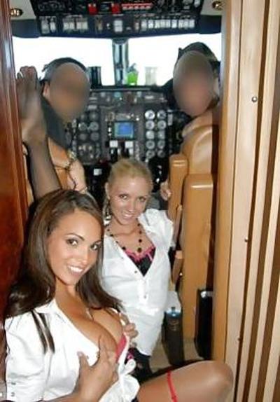 7P Air Stewardess