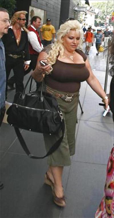 25P Красивая грудастая толстушка Beth Chapman