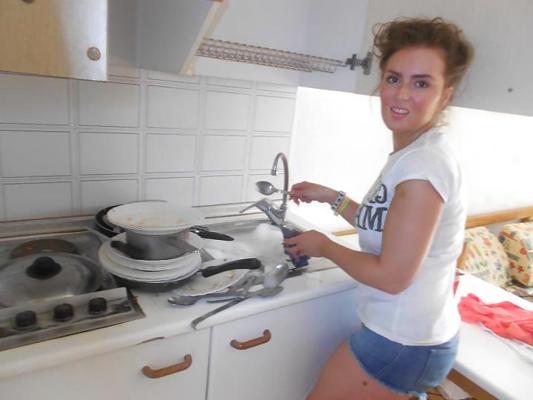 20P Grace, it's time to show the slut you are (part 3)