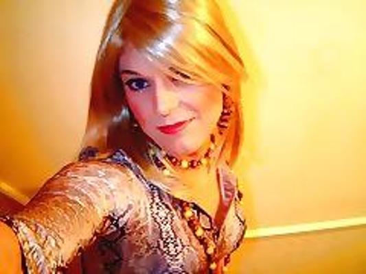 13P I adore crossdressers