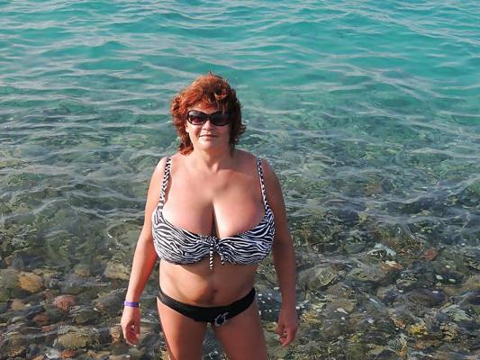 8P 巨乳ロシア人女性85