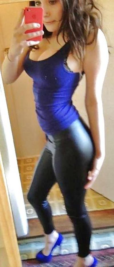 25P Sluts in tight pants! 10