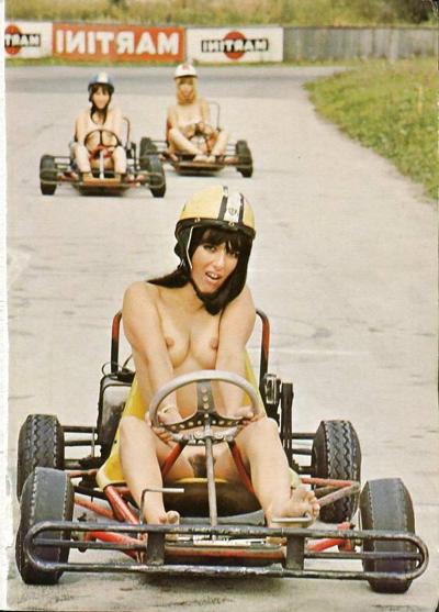 25P Naked in public 6