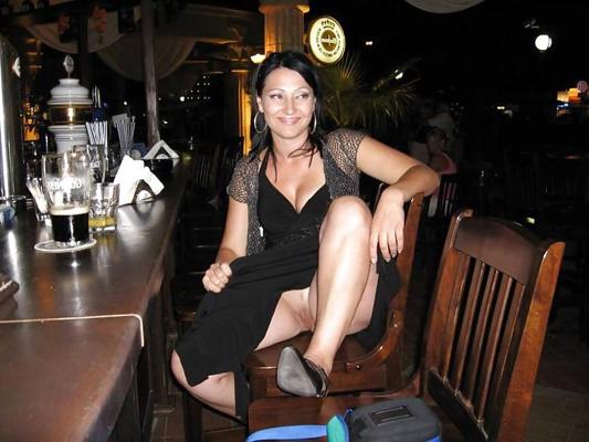 15P Upskirt No Pants 11