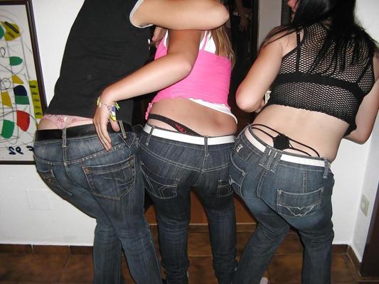 25P Thong 76