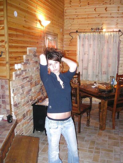 11P Israeli girls posing naked