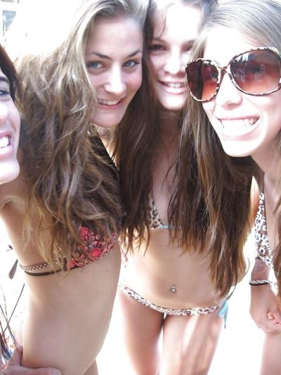 25P Fun Sexy Party Friends