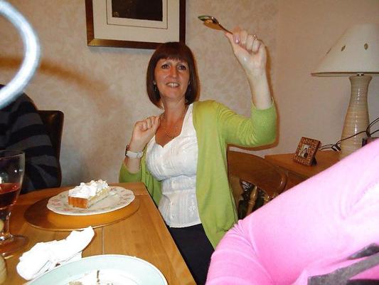 6P Just me mature woman looking for fun with sexy guys