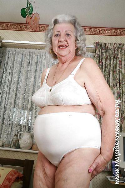 25P Panties under pantyhose 2