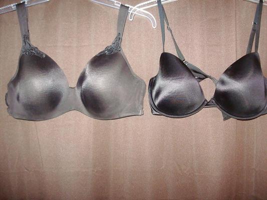 11P 妻と義母のブラジャー (38D 対 44DD)