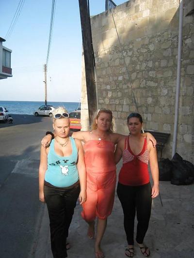20P MILF grecque : Catalina
