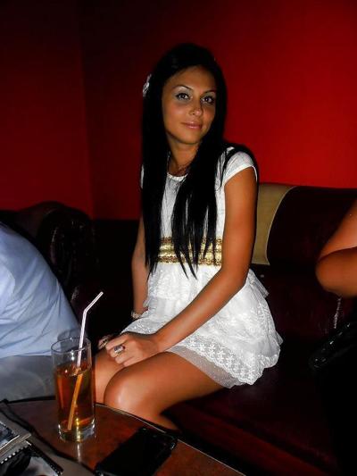 9P Romanian girl: Diana