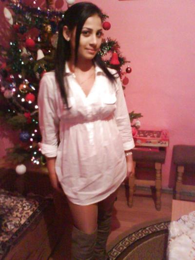 13P Femmes roumaines: Ana