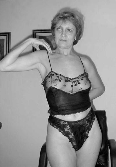 20P Lilia Motorbike and strip tease