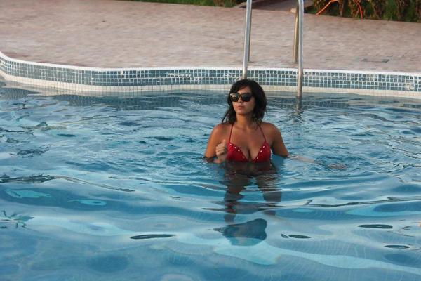 14P Oumayma Morocco Girl Cum On Her