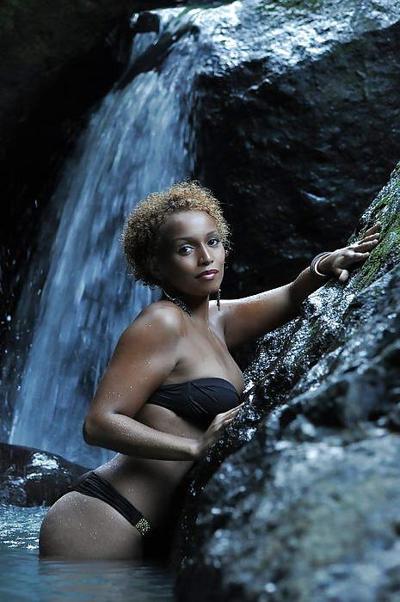 25P Sexy black girls 2