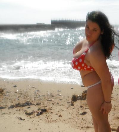 8P Big Boobs girl