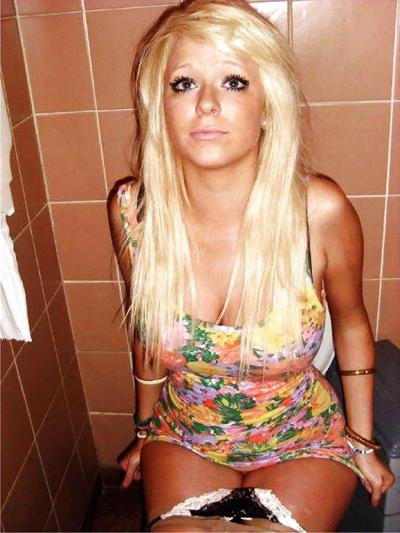 25P Chicas del baño