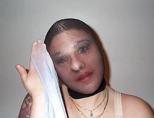25P Pantyhose slave whore 