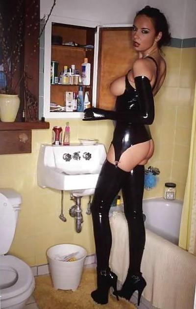 12P Sluts in Leather & Latex 2