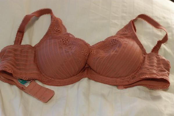 8P My sisters bra's and panty