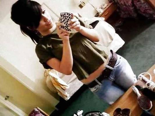 15P Alexandra good looking girl (comment dirty)