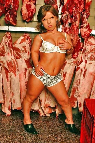 20P Midget Pornstar 01