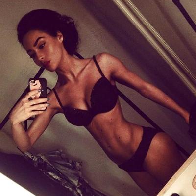 25P Webcam & phone selfshots3