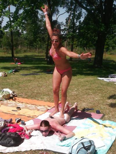12P Nice Internet girls non nude