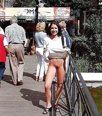 20P Public Pussys 2