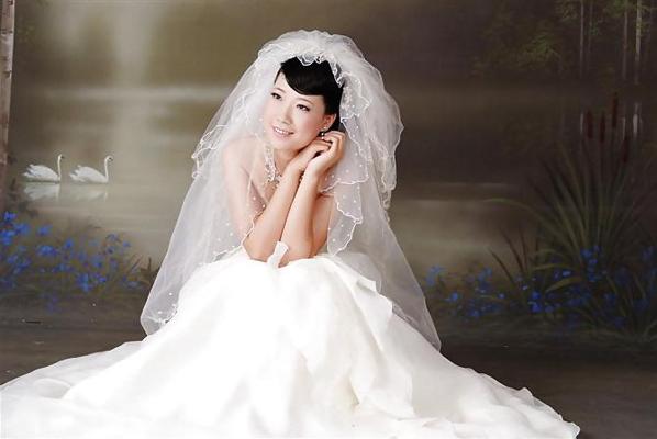11P The Beauty of Hairy Asian Wife