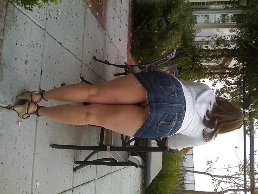 4P Upskirt pee ass milf pussy legs lez orgasm