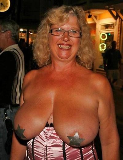 25P Omas, MILFs, Fantasie