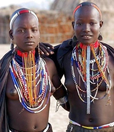 17P The Beauty of Africa Traditional Tribe Girls